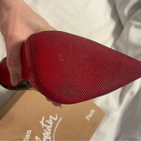 Christian Louboutin So Kate - Picture 7 of 7